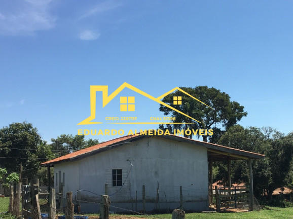 Imagem Imóvel com 2 Quartos à Venda, 2 m² em Centro - Gramadinho
