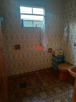 Imagem Casa com 3 Quartos à Venda, 250 m² em Bosque Dos Eucaliptos - São José Dos Campos