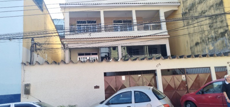 Casa com 6 Quartos à Venda, 288 m² em Jardim Vinte E Cinco De Agosto - Duque De Caxias