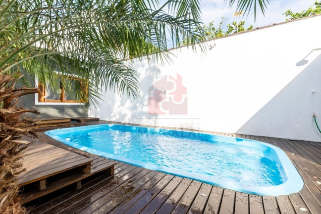 Imagem Casa com 3 Quartos à Venda, 70 m² em Agronomia - Porto Alegre Imagem Casa com 3 Quartos à Venda, 70 m² em Agronomia - Porto Alegre
