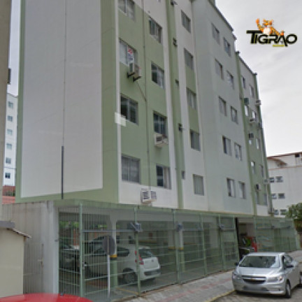 Apartamento com 2 Quartos à Venda, 60 m² em Centro - Balneário Camboriú
