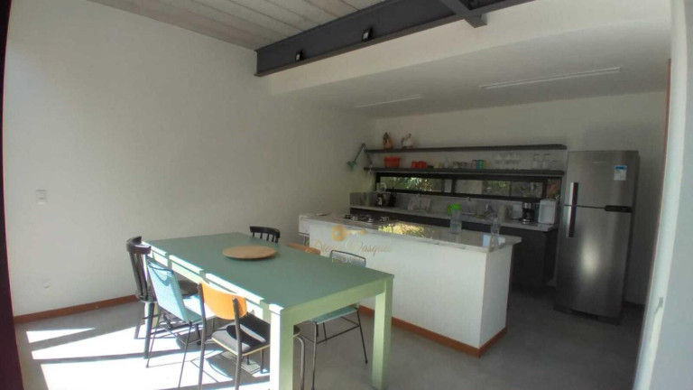 Imagem Casa com 3 Quartos à Venda, 300 m² em Vargem Grande - Teresópolis Imagem Casa com 3 Quartos à Venda, 300 m² em Vargem Grande - Teresópolis