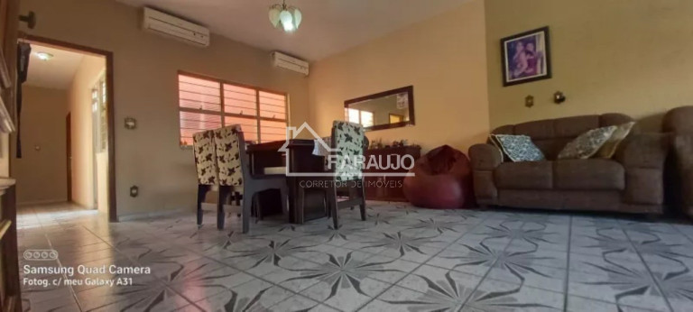 Imagem Casa com 2 Quartos à Venda, 220 m² em Jardim Brasilândia - Sorocaba