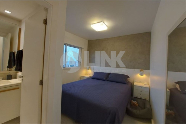 Imagem Apartamento com 3 Quartos à Venda, 70 m² em Passo Da Areia - Porto Alegre