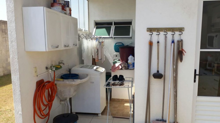Imagem Casa de Condomínio com 2 Quartos à Venda, 60 m² em Eugênio De Mello - São José Dos Campos
