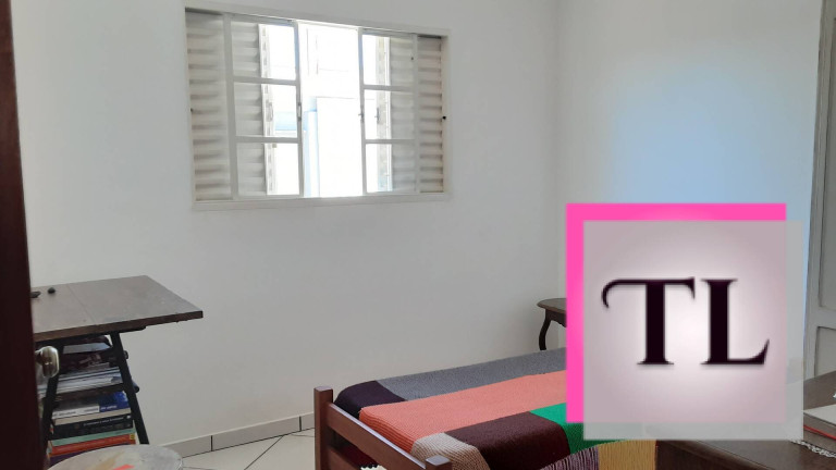 Imagem Casa com 2 Quartos à Venda, 220 m² em Loteamento Campo Das Aroeiras - Poços De Caldas Imagem Casa com 2 Quartos à Venda, 220 m² em Loteamento Campo Das Aroeiras - Poços De Caldas