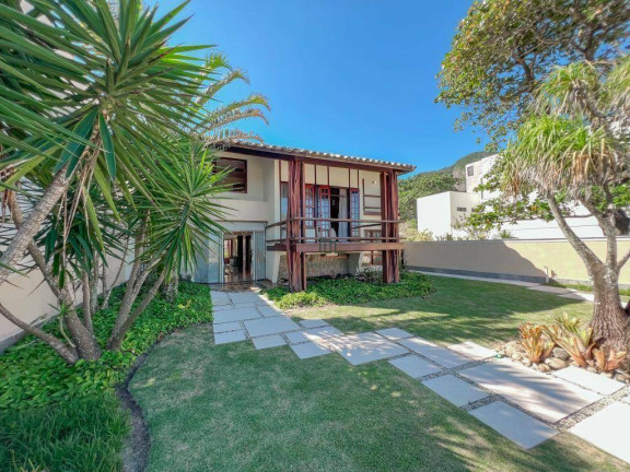 Imagem Casa com 4 Quartos à Venda, 650 m² em Itacoatiara - Niterói