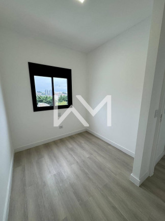Imagem Sobrado com 3 Quartos à Venda, 193 m² em Jardim Santa Clara - Guarulhos Imagem Sobrado com 3 Quartos à Venda, 193 m² em Jardim Santa Clara - Guarulhos