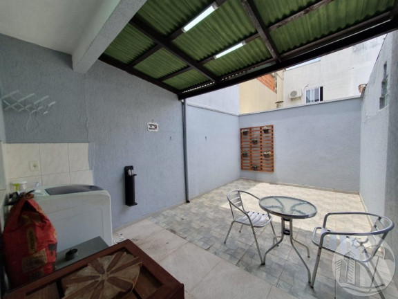 Imagem Casa com 2 Quartos à Venda, 84 m² em Nova Esperança - Balneário Camboriú Imagem Casa com 2 Quartos à Venda, 84 m² em Nova Esperança - Balneário Camboriú