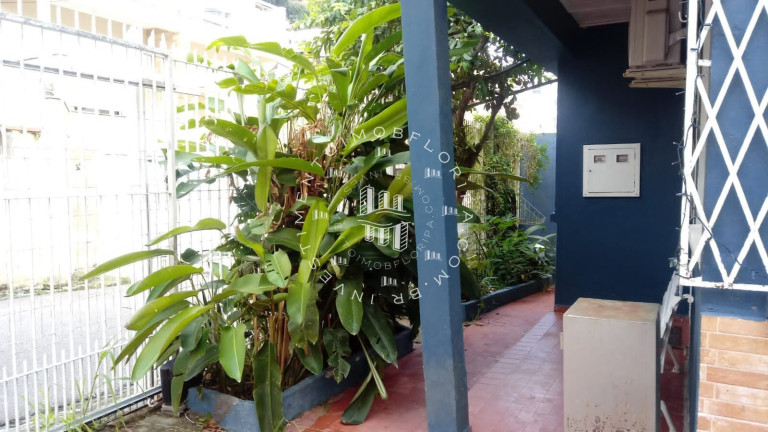 Imagem Sobrado com 3 Quartos à Venda, 102 m² em Centro - Florianópolis Imagem Sobrado com 3 Quartos à Venda, 102 m² em Centro - Florianópolis