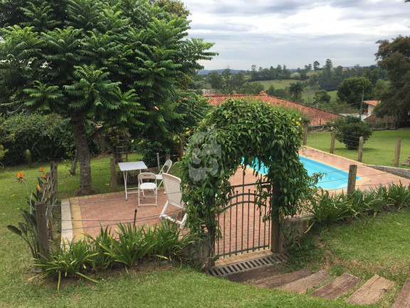 Imagem Imóvel com 3 Quartos à Venda, 283 m² em Parque São Luiz - Jundiaí