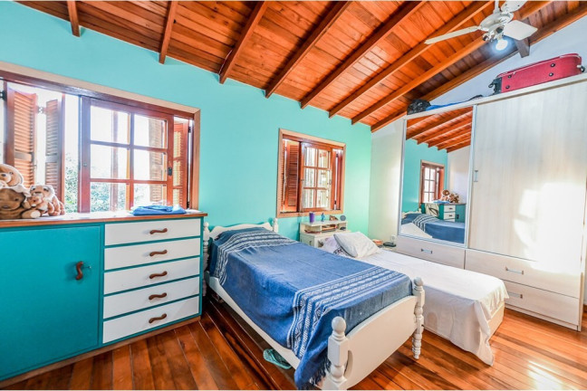 Imagem Casa com 4 Quartos à Venda, 200 m² em Santa Tereza - Porto Alegre Imagem Casa com 4 Quartos à Venda, 200 m² em Santa Tereza - Porto Alegre