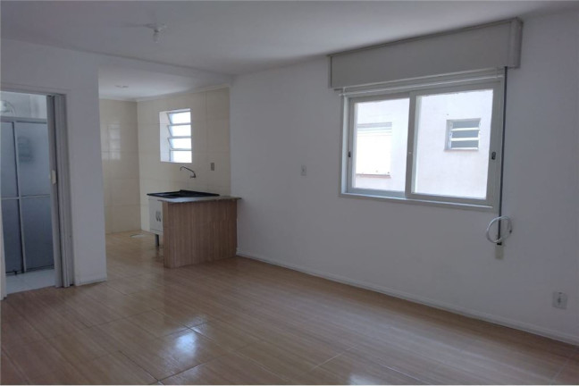 Imagem Imóvel com 1 Quarto à Venda, 26 m² em Santo Antônio - Porto Alegre Imagem Imóvel com 1 Quarto à Venda, 26 m² em Santo Antônio - Porto Alegre