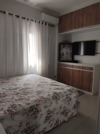 Imagem Casa com 4 Quartos à Venda, 220 m² em Condomínio Residencial Jardins - Taubaté Imagem Casa com 4 Quartos à Venda, 220 m² em Condomínio Residencial Jardins - Taubaté
