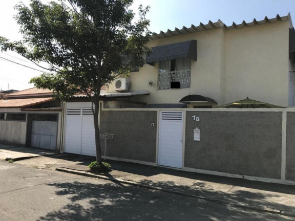 Imagem Imóvel com 3 Quartos à Venda, 25 m² em Campo Grande - Rio De Janeiro Imagem Imóvel com 3 Quartos à Venda, 25 m² em Campo Grande - Rio De Janeiro