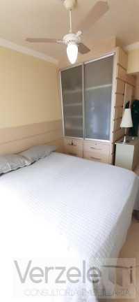 Imagem Apartamento com 2 Quartos para Temporada, 70 m² em Centro - Balneário Camboriú