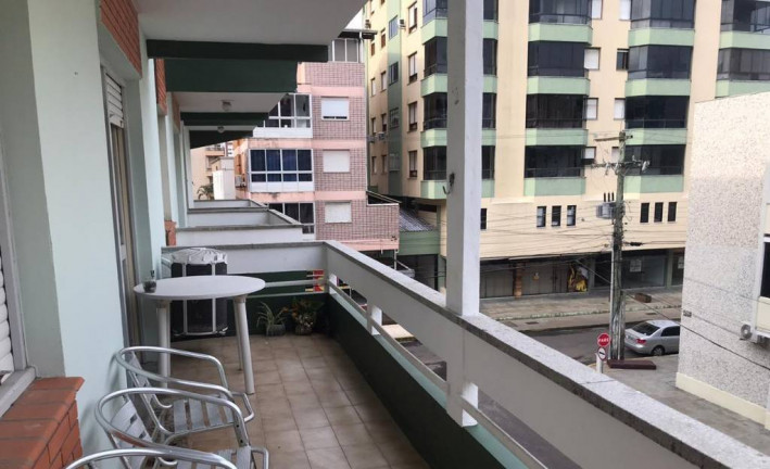 Imagem Apartamento com 2 Quartos à Venda, 78 m² em Centro - Capão Da Canoa