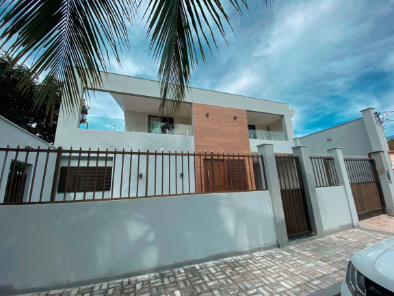 Imagem Casa com 4 Quartos à Venda, 450 m² em Stiep - Salvador Imagem Casa com 4 Quartos à Venda, 450 m² em Stiep - Salvador
