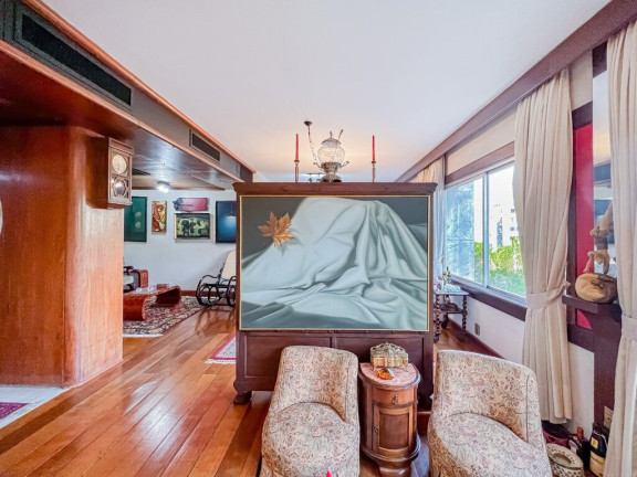 Imagem Imóvel com 3 Quartos à Venda, em Moinhos De Vento - Porto Alegre Imagem Imóvel com 3 Quartos à Venda, em Moinhos De Vento - Porto Alegre