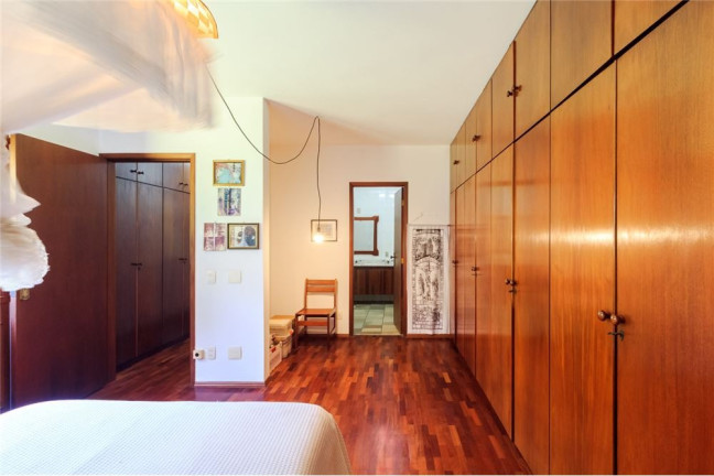 Imagem Sobrado com 4 Quartos à Venda, 392 m² em Jardim Cordeiro - São Paulo Imagem Sobrado com 4 Quartos à Venda, 392 m² em Jardim Cordeiro - São Paulo