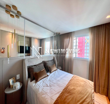 Imagem Apartamento com 4 Quartos à Venda, 132 m² em Centro - Balneário Camboriú Imagem Apartamento com 4 Quartos à Venda, 132 m² em Centro - Balneário Camboriú