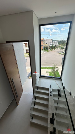 Imagem Casa com 4 Quartos à Venda, 229 m² em Centro - Jundiaí Imagem Casa com 4 Quartos à Venda, 229 m² em Centro - Jundiaí