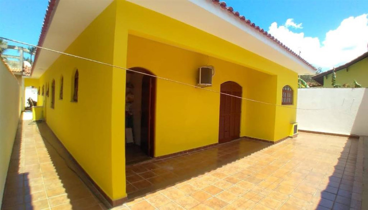 Imagem Casa com 4 Quartos à Venda, 270 m² em Flórida - Praia Grande Imagem Casa com 4 Quartos à Venda, 270 m² em Flórida - Praia Grande