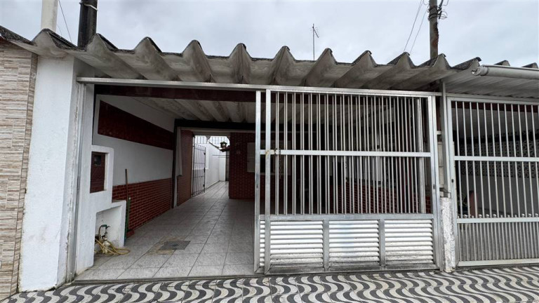 Imagem Casa com 2 Quartos à Venda, 10 m² em Maracanã - Praia Grande Imagem Casa com 2 Quartos à Venda, 10 m² em Maracanã - Praia Grande