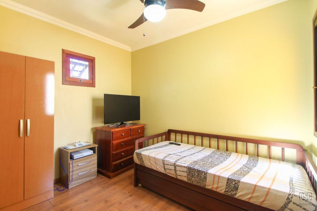 Imagem Casa com 3 Quartos à Venda, 150 m² em Guarujá - Porto Alegre Imagem Casa com 3 Quartos à Venda, 150 m² em Guarujá - Porto Alegre