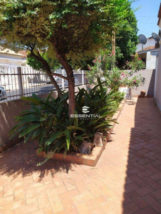Imagem Casa com 4 Quartos à Venda, 180 m² em Centro - Mirassol Imagem Casa com 4 Quartos à Venda, 180 m² em Centro - Mirassol