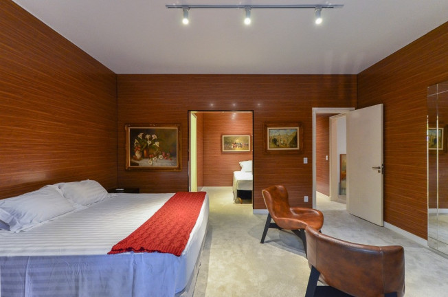 Imagem Casa com 4 Quartos à Venda, 1.117 m² em Jardim América - São Paulo Imagem Casa com 4 Quartos à Venda, 1.117 m² em Jardim América - São Paulo
