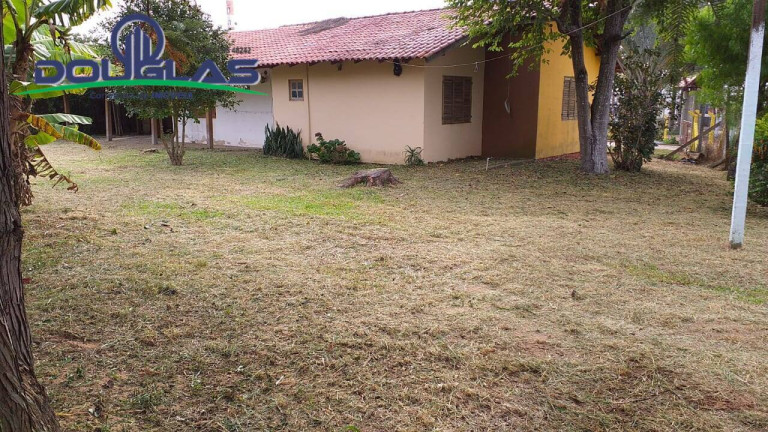 Imagem Casa com 3 Quartos à Venda, 900 m² em Viamão Imagem Casa com 3 Quartos à Venda, 900 m² em Viamão