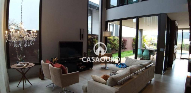 Imagem Casa com 4 Quartos à Venda, 350 m² em Alphaville - Lagoa Dos Ingleses - Nova Lima Imagem Casa com 4 Quartos à Venda, 350 m² em Alphaville - Lagoa Dos Ingleses - Nova Lima