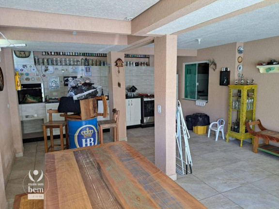 Imagem Sobrado com 3 Quartos à Venda, 136 m² em Santa Cândida - Curitiba