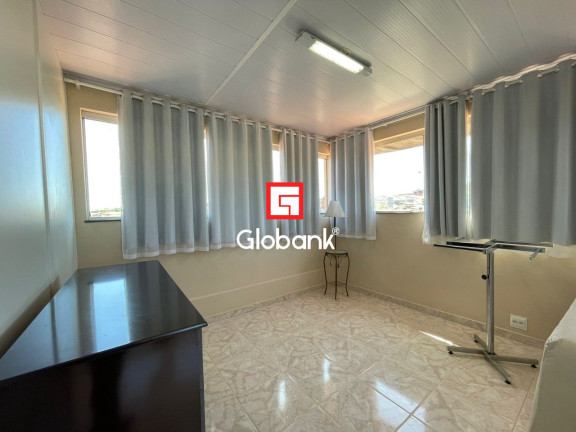 Imagem Casa com 5 Quartos para Alugar, em Centro - Montes Claros Imagem Casa com 5 Quartos para Alugar, em Centro - Montes Claros