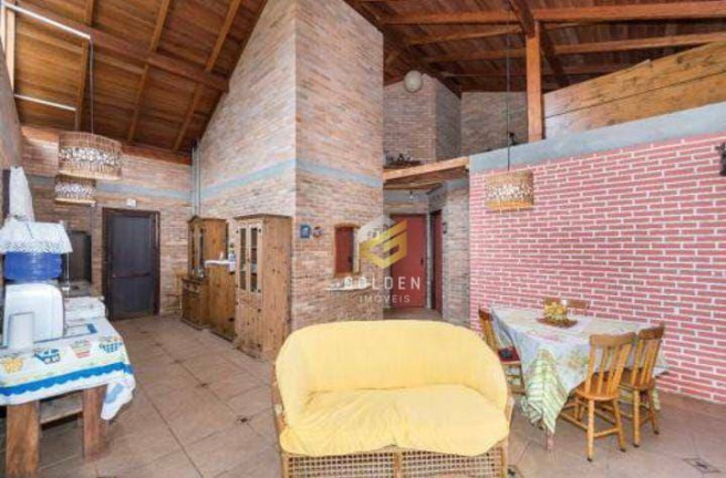 Imagem Casa com 3 Quartos à Venda, 114 m² em Zé Amândio - Bombinhas Imagem Casa com 3 Quartos à Venda, 114 m² em Zé Amândio - Bombinhas