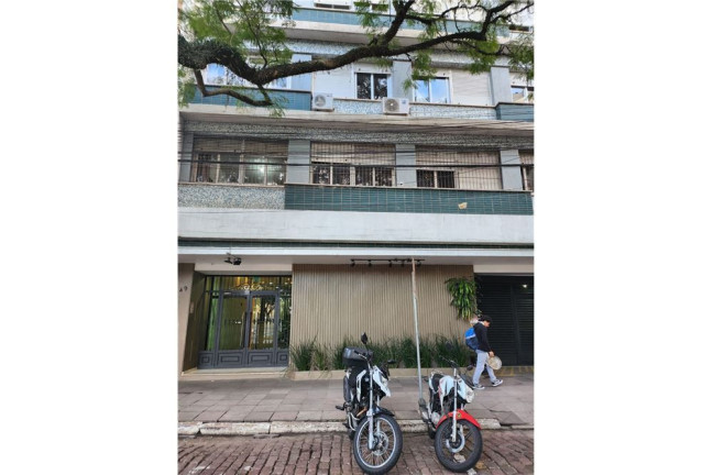 Imagem Imóvel com 2 Quartos à Venda, 76 m² em Centro Histórico - Porto Alegre Imagem Imóvel com 2 Quartos à Venda, 76 m² em Centro Histórico - Porto Alegre
