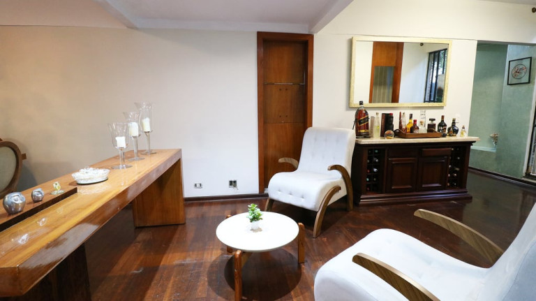 Imagem Casa com 5 Quartos à Venda, em Vila Mariana - São Paulo Imagem Casa com 5 Quartos à Venda, em Vila Mariana - São Paulo