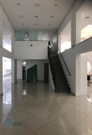 Imóvel Comercial para Alugar, 1 m² em Jardim - Santo André