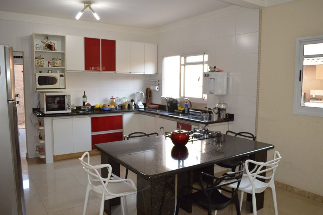 Casa com 4 Quartos à Venda, 800 m² em Setor Habitacional Vicente Pires - Brasília