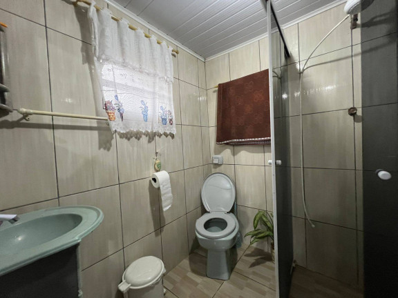 Imagem Casa com 6 Quartos à Venda, 145 m² em Costeira - Balneário Barra Do Sul Imagem Casa com 6 Quartos à Venda, 145 m² em Costeira - Balneário Barra Do Sul