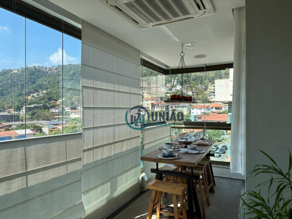Imagem Cobertura com 4 Quartos à Venda, 220 m² em São Francisco - Niterói