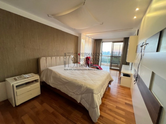 Imagem Imóvel com 5 Quartos à Venda, 306 m² em Barra Da Tijuca - Rio De Janeiro Imagem Imóvel com 5 Quartos à Venda, 306 m² em Barra Da Tijuca - Rio De Janeiro