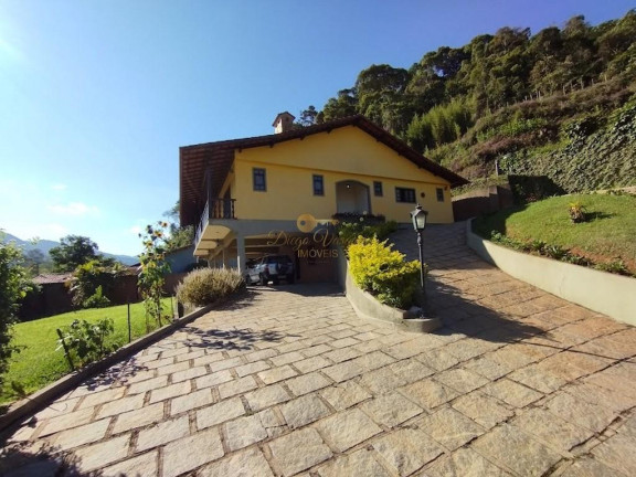 Imagem Casa com 4 Quartos à Venda, 312 m² em Golfe - Teresópolis Imagem Casa com 4 Quartos à Venda, 312 m² em Golfe - Teresópolis