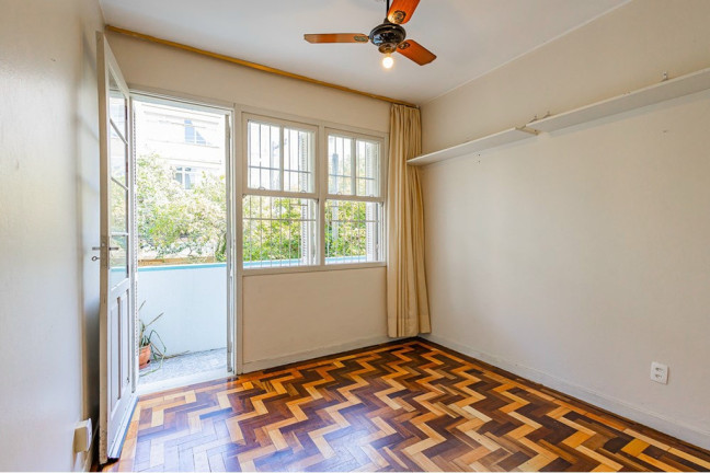 Imagem Apartamento com 3 Quartos à Venda, 98 m² em Santana - Porto Alegre Imagem Apartamento com 3 Quartos à Venda, 98 m² em Santana - Porto Alegre