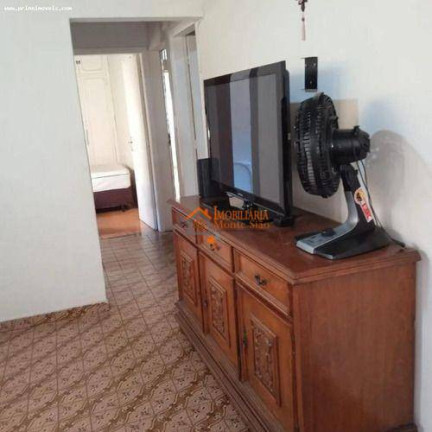Imagem Sobrado com 3 Quartos à Venda, 130 m² em Vila Galvão - Guarulhos Imagem Sobrado com 3 Quartos à Venda, 130 m² em Vila Galvão - Guarulhos