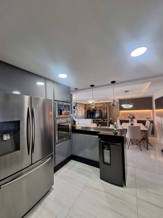 Imagem Apartamento com 4 Quartos à Venda, 140 m² em Barra Da Tijuca - Rio De Janeiro