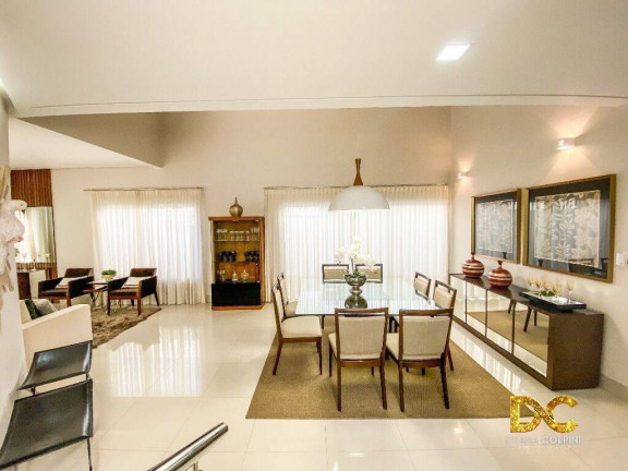 Imagem Casa de Condomínio com 4 Quartos à Venda, 317 m² em Jardim Itália - Cuiabá