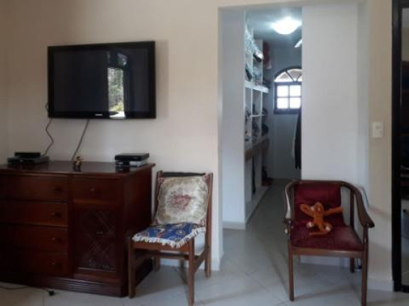 Imagem Sobrado com 6 Quartos à Venda, 300 m² em Copaco - Arujá
