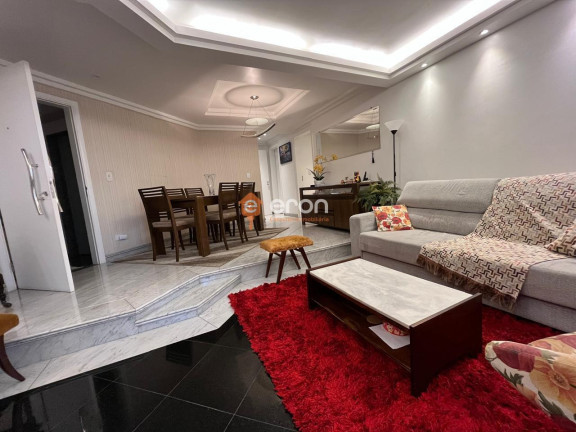 Apartamento com 4 Quartos à Venda, 164 m²